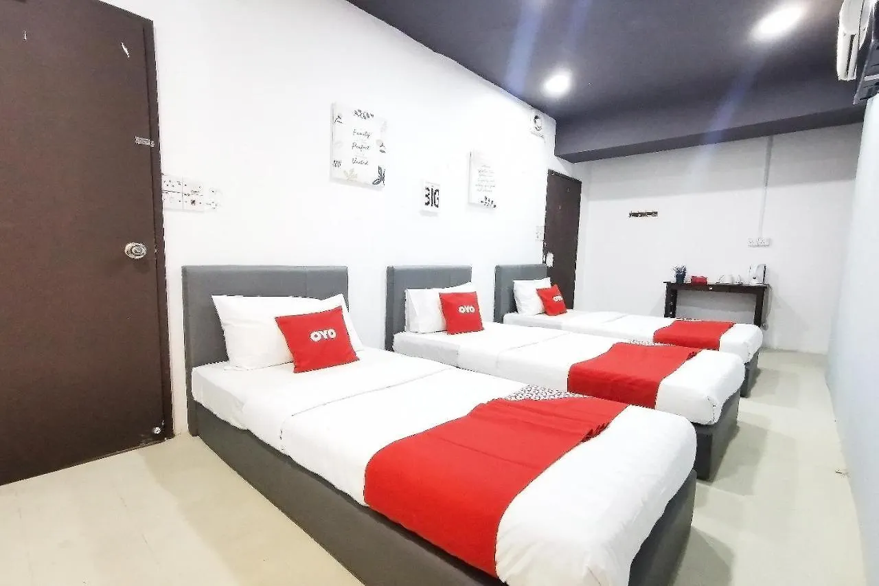 Oyo 89398 Doorbellz Otel Kota Kinabalu