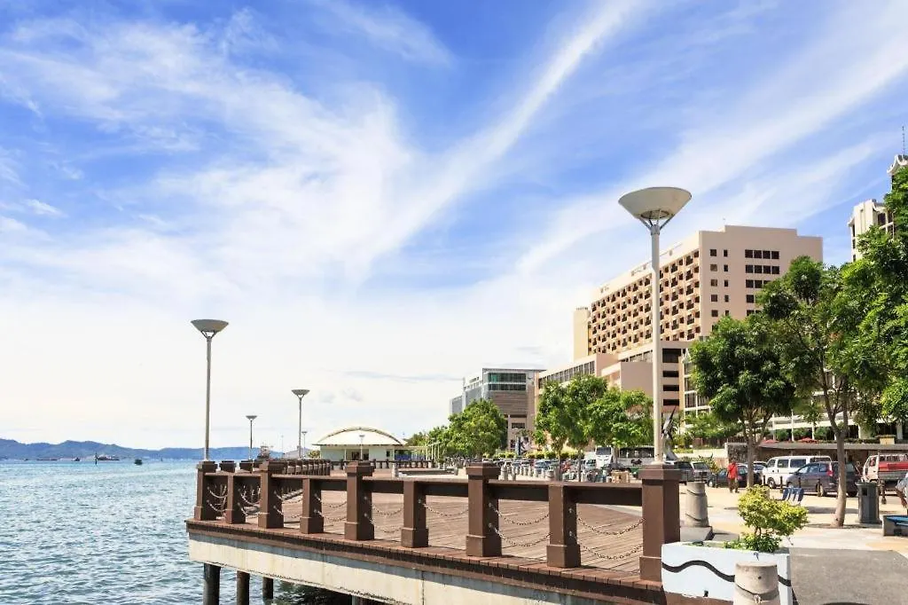 Oyo 89398 Doorbellz Otel Kota Kinabalu