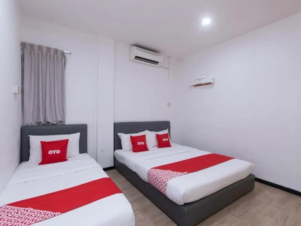 Oyo 89398 Doorbellz Otel Kota Kinabalu 2*,  Malezya