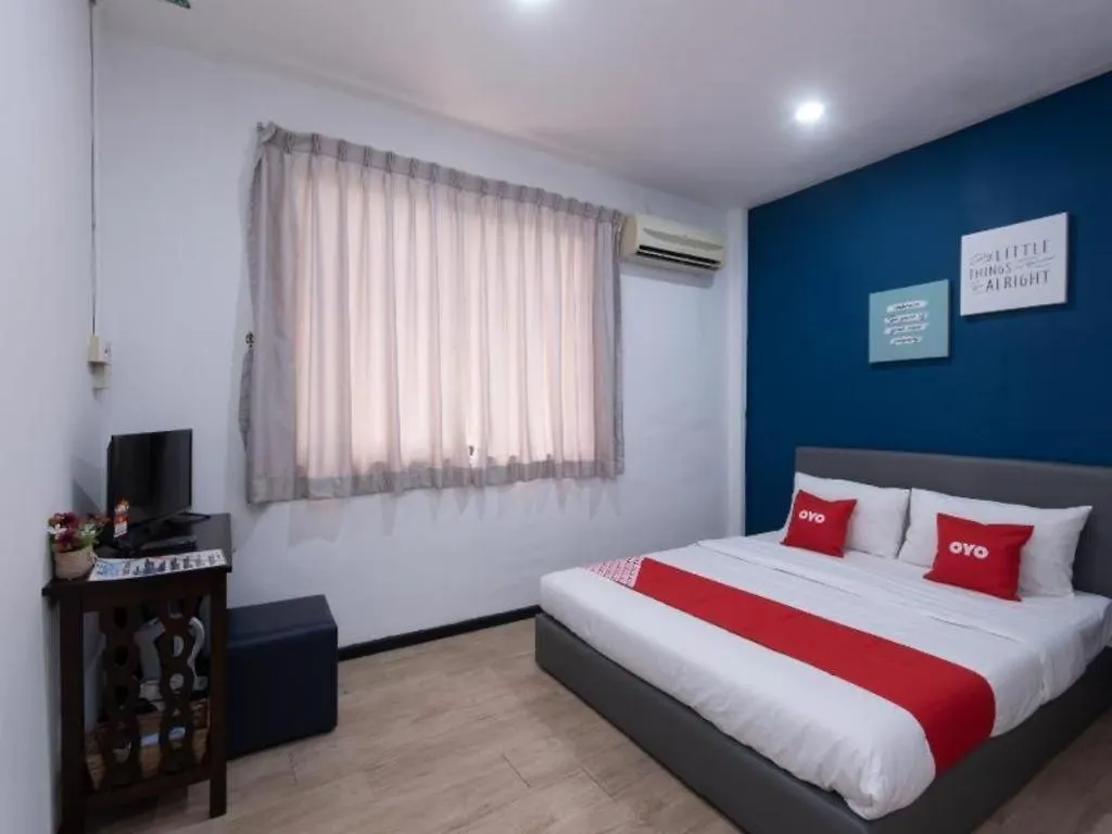 Oyo 89398 Doorbellz Otel Kota Kinabalu 2*,  Malezya