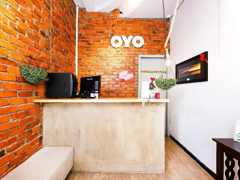 Oyo 89398 Doorbellz Otel Kota Kinabalu