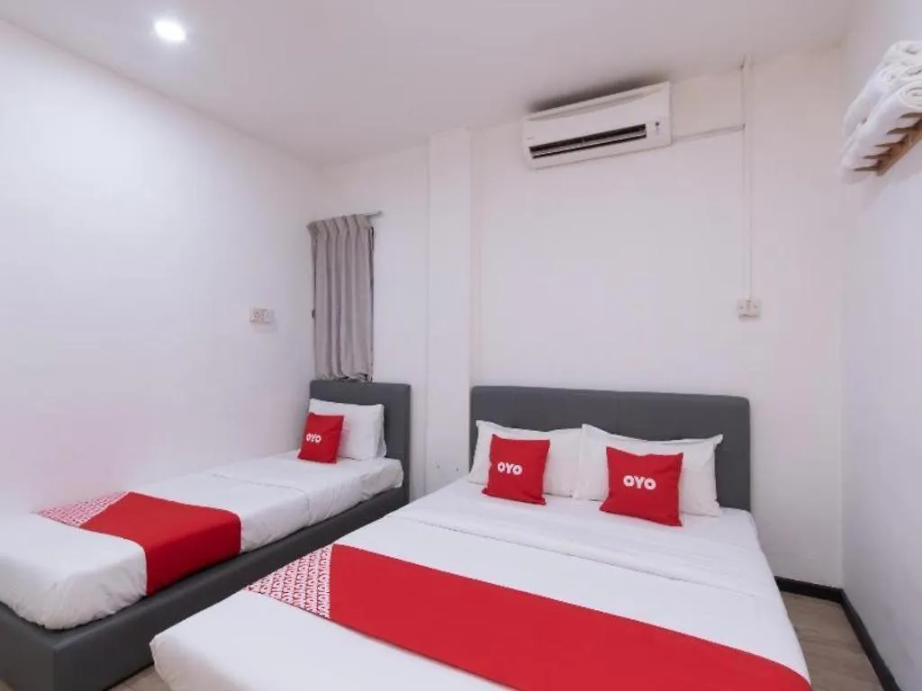 **  OYO 89398 Doorbellz Hotel Kota Kinabalu Maleisië